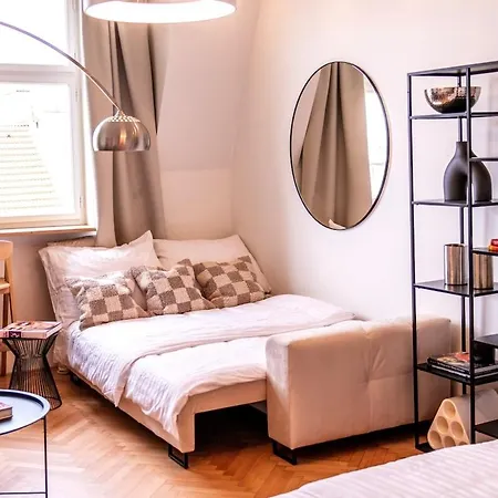 Sunny & Quiet In Peaceful Hood,metro Access Apartmán