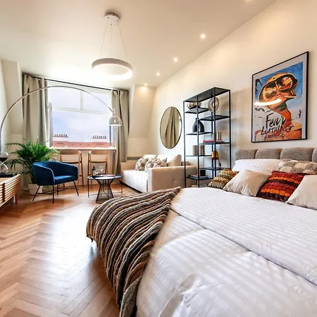 Appartement Sunny & Quiet In Peaceful Hood,metro Access *
